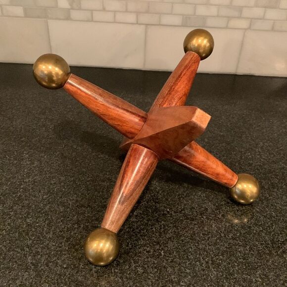 Two Wood & Brass Atomic MCM Style Jacks - Shelf Décor Bookends Home Accent - Picture 6 of 9